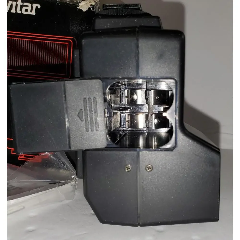 Vivitar Auto Thyristor 2600-D Flash